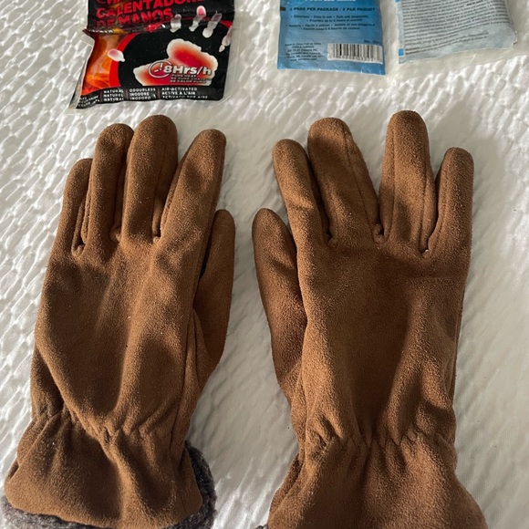 Women’s 7 1/2 fall/winter gloves with hot pads - Picture 3 of 4
